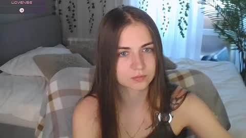 lilu__moon online show from 06/05/26, 05:47