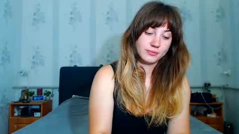 lilu_cute25 online show from 07/12/26, 03:47