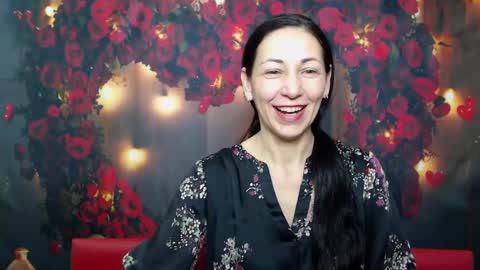 lilugrants online show from 02/04/25, 10:34