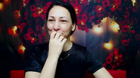 lilugrants online show from 02/11/25, 03:40