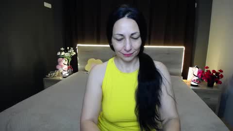 lilugrants online show from 11/18/25, 07:18