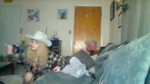 Little Violet online show from 09/13/25, 12:43