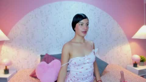 Snapshot of lily__10 chatting on 04/25/26, 09:34 Lily online show from 04/25/26, 09:34