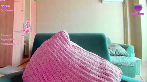 Snapshot of lily__love chatting on 11/07/25, 08:03 LILY online show from 11/07/25, 08:03