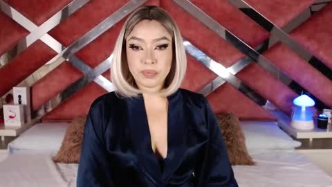 Lily online show from 02/12/26, 09:10