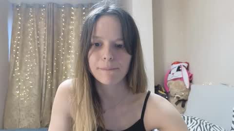 lily_and_jake online show from 12/18/25, 07:36