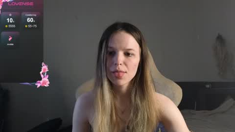 lily_and_jake online show from 05/15/26, 10:11