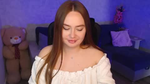 Snapshot of lily_baker_ chatting on 06/17/26, 10:28 lily_baker_ online show from 06/17/26, 10:28