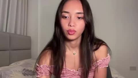 Lily online show from 06/05/26, 08:36