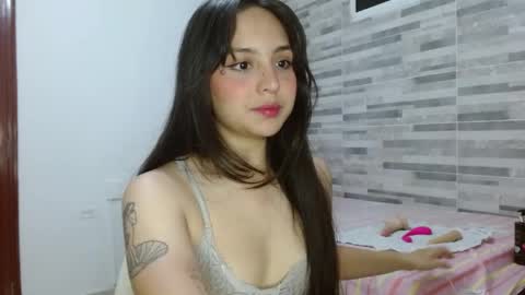 Snapshot of lily_crushx chatting on 05/30/26, 06:10 Lirio online show from 05/30/26, 06:10