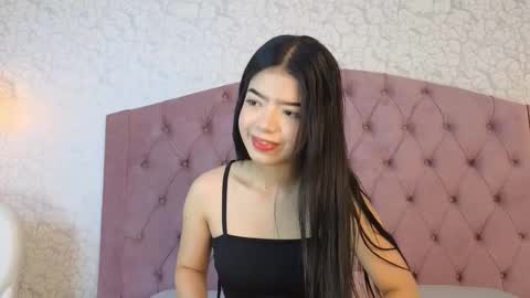 Eva online show from 09/19/25, 11:22