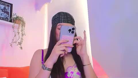 just lily online show from 11/11/25, 09:15