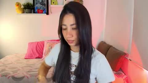 Snapshot of lily_evans_ chatting on 01/05/26, 08:12 just lily online show from 01/05/26, 08:12