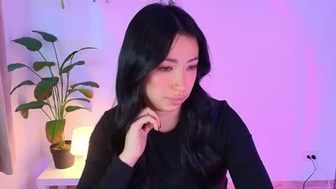 Snapshot of lily_evans_ chatting on 06/25/26, 10:47 just lily online show from 06/25/26, 10:47