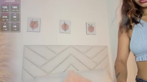 Snapshot of lily_evil chatting on 02/17/25, 05:10 online show from 02/17/25, 05:10