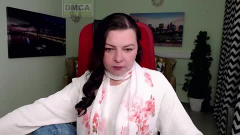 Snapshot of lily_flower7_ chatting on 04/19/26, 06:02 Lily online show from 04/19/26, 06:02