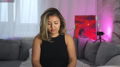 Lily online show from 01/10/25, 06:20