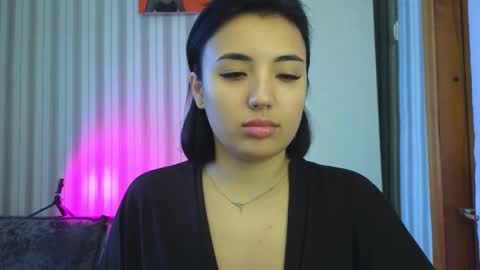 Lily online show from 09/20/25, 06:25