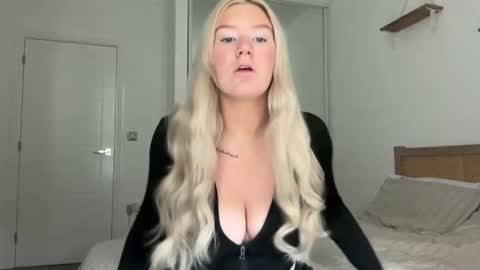 Lily fox online show from 05/16/26, 08:11