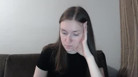 Snapshot of lily_love_x chatting on 03/05/26, 10:06 lily_love_x online show from 03/05/26, 10:06