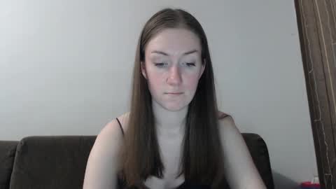 Snapshot of lily_love_x chatting on 03/30/26, 11:17 lily_love_x online show from 03/30/26, 11:17