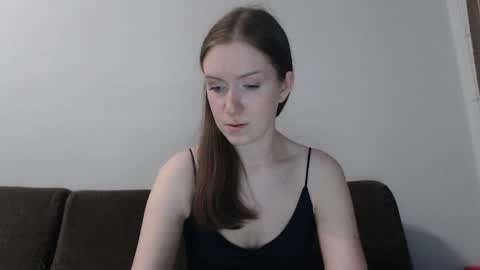lily_love_x online show from 05/18/26, 01:02