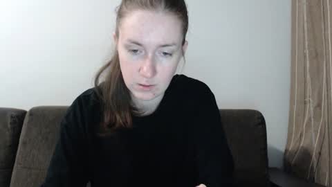 lily_love_x online show from 06/24/26, 07:29