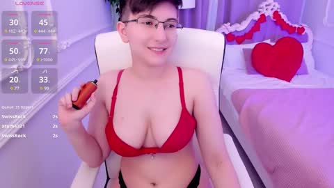 Snapshot of lily_merlin chatting on 02/17/25, 07:26 Lily online show from 02/17/25, 07:26