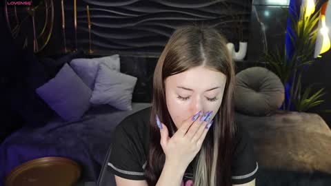 Lily online show from 01/26/25, 06:49