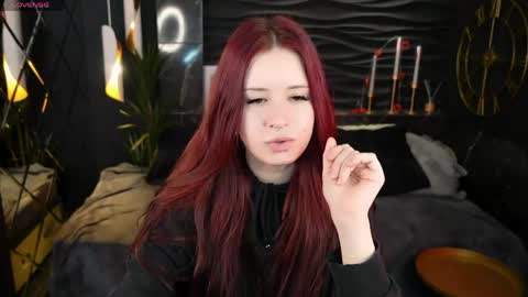 Snapshot of lily_moonlight chatting on 04/21/26, 07:36 Lily online show from 04/21/26, 07:36