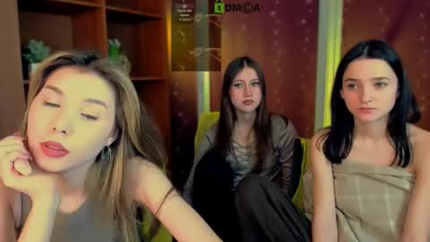 Snapshot of lily_morty chatting on 03/18/26, 07:50 Lily online show from 03/18/26, 07:50