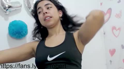 Lily Roberts online show from 09/14/25, 03:27