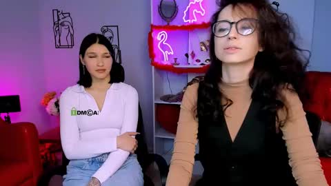 Snapshot of lily_rosss chatting on 02/28/25, 12:20 Lily online show from 02/28/25, 12:20