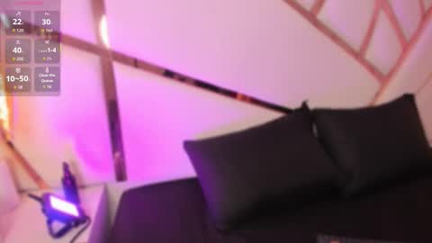 Snapshot of lily_stclair chatting on 11/12/25, 11:43 . online show from 11/12/25, 11:43