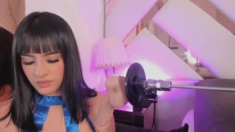 Snapshot of lily_stclair chatting on 06/01/26, 04:14 . online show from 06/01/26, 04:14