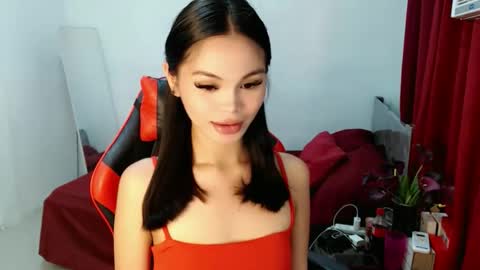 Snapshot of lily_summer23 chatting on 05/25/26, 04:29 Youre pleasure Lily online show from 05/25/26, 04:29
