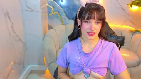 Snapshot of lily_tx chatting on 07/17/26, 07:52 Follow me.. Live 730 to 1400 online show from 07/17/26, 07:52