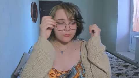 Lily online show from 03/23/26, 07:45