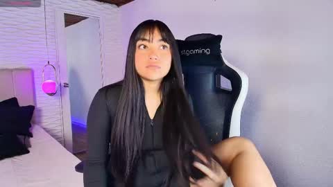Snapshot of lily_waist chatting on 10/04/25, 11:08 lily_waist online show from 10/04/25, 11:08