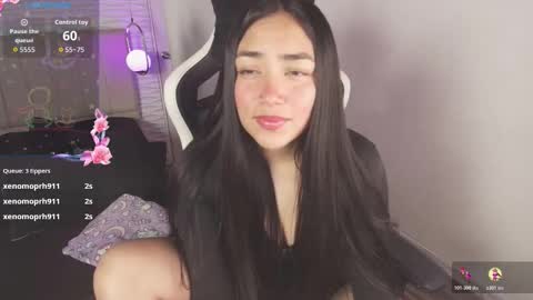 lily_waist online show from 10/29/25, 03:20