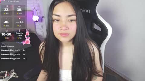 lily_waist online show from 11/12/25, 03:07