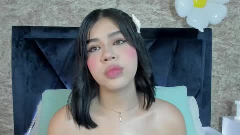 LilyWoodz online show from 09/12/25, 07:25