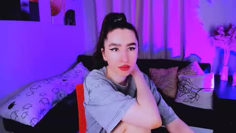 LILY online show from 09/28/25, 07:25