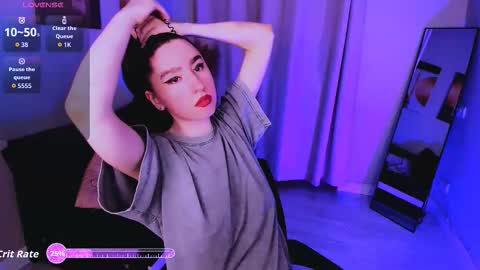 Snapshot of lily_xbaby chatting on 03/11/26, 02:56 LILY online show from 03/11/26, 02:56