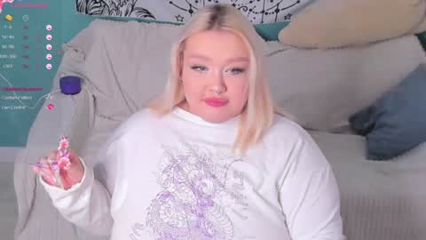 Lily online show from 01/05/25, 09:26