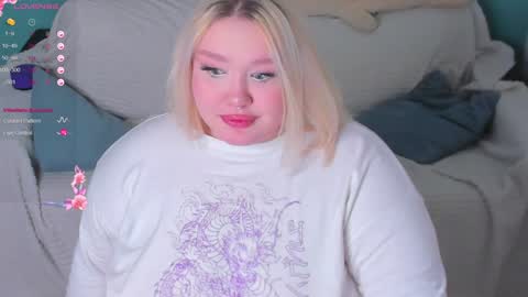 Lily online show from 02/05/25, 12:06