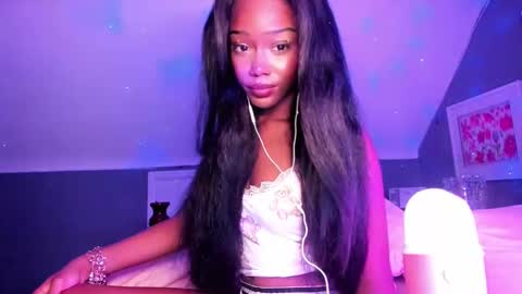 lilyblloom online show from 09/22/25, 06:04