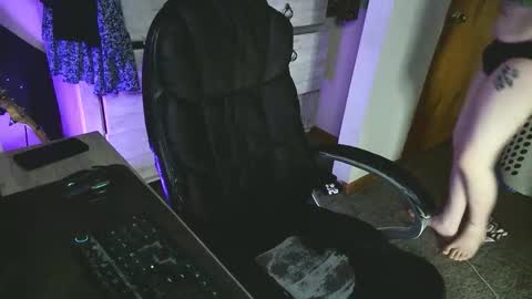 lilybvixen online show from 03/06/26, 02:57