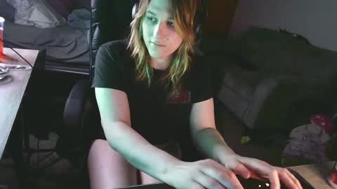 lilybvixen online show from 05/01/26, 02:49