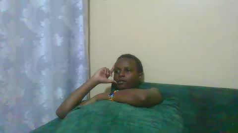 Snapshot of lilycute19 chatting on 02/07/26, 05:27 lilycute19 online show from 02/07/26, 05:27